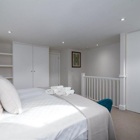 Guestready - Family Home With Garden For 6 London Exterior photo